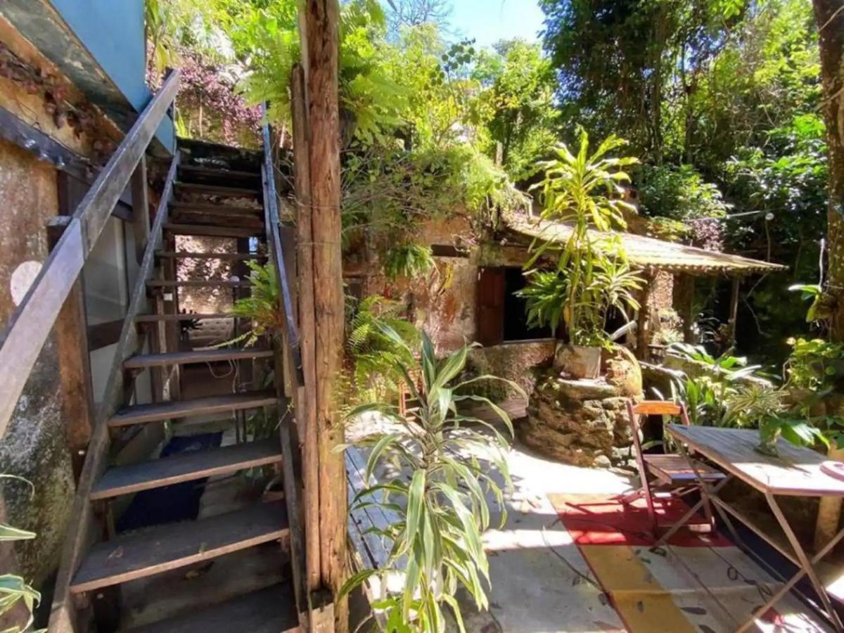Amazing Forest House In The City! Private Guest - Double Сasa de vacaciones