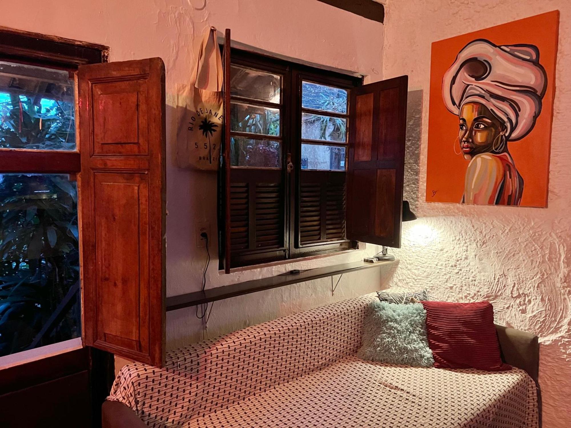 Сasa de vacaciones Amazing Forest House In The City! Private Guest - Double *